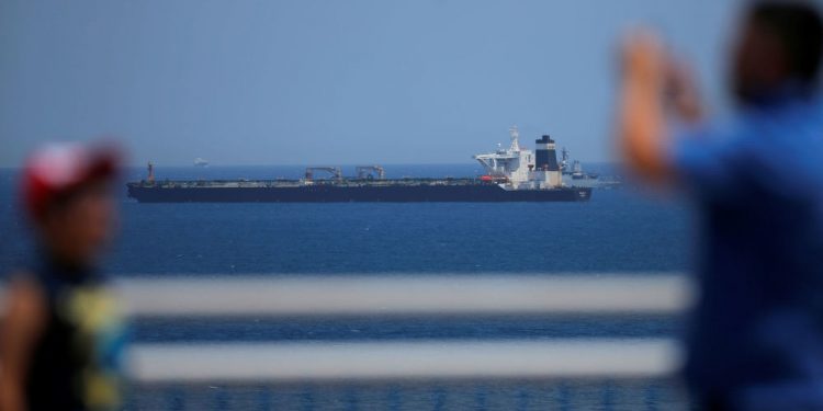 İran Devrim Muhafızları’ndan ABD ve İngiltere’ye uyarı: Pişman olacaklar