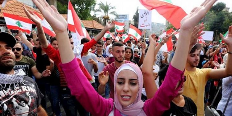 Lübnan’da fitnecilik ve iç savaşa karşı protesto gösterisi