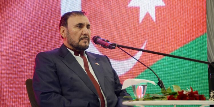 GENÇLİK LİDERİYLE BULUŞTU