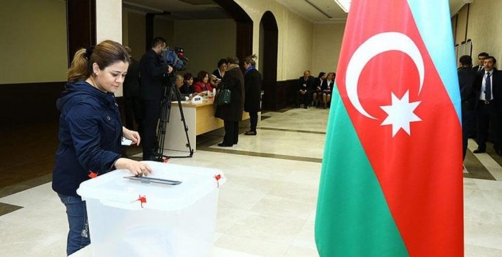 Azerbaycan’da Cumhurbaşkanı Seçimi İçin Aday Sayısı 3 Oldu
